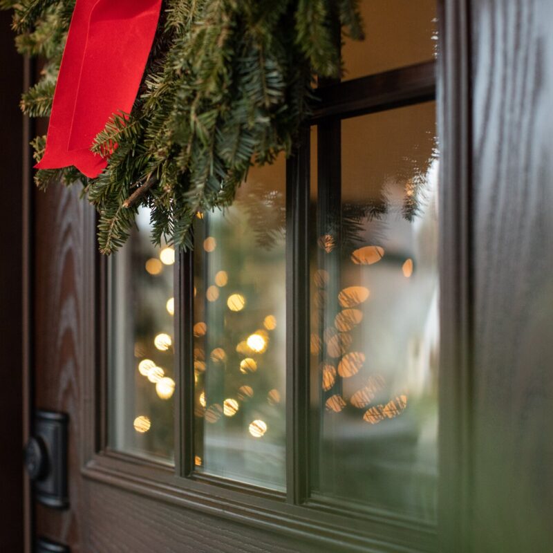 Holiday Exterior Decorating Do’s and Don’ts